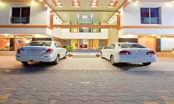 Summit Hotel